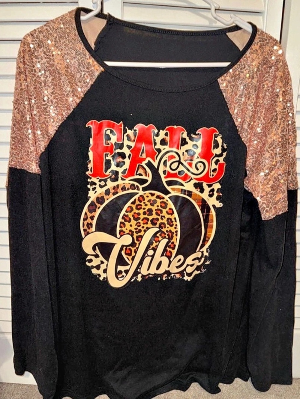 Women's Black Long Sleeve Animal Print Top